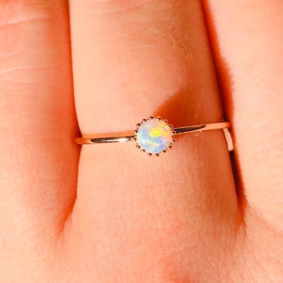 Jewelry - NEW Round Opal Rose Gold Ring